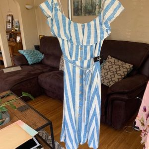 Lulu's off the shoulder Dress